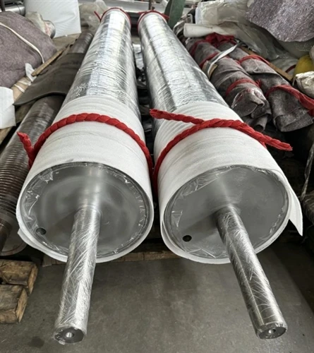 A Jinhecheng Machinery bővíti a tengerentúli hengerkínálatot a globális gyártási ügyfelek számára
